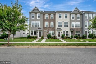 6616 Ballenger Run Blvd in Frederick, MD - Building Photo