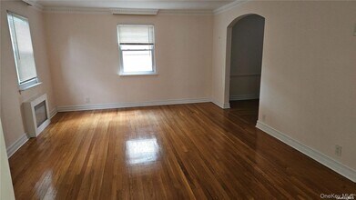 73-64 196th St in Queens, NY - Building Photo - Building Photo