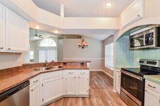 578 Lancer Oak Dr in Apopka, FL - Building Photo - Building Photo