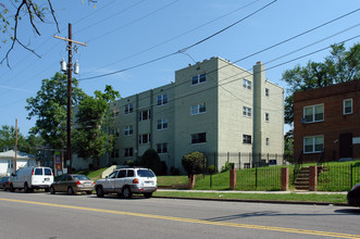 4810 Quarles St NE in Washington, DC - Building Photo - Building Photo