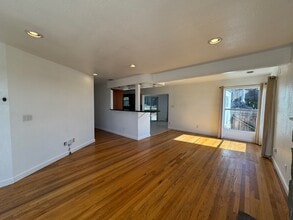 1968 Manchester Rd in San Leandro, CA - Building Photo - Building Photo