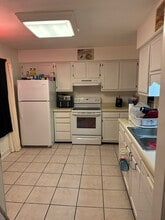 2420 Ridge Rd in Blacksburg, VA - Foto de edificio - Building Photo