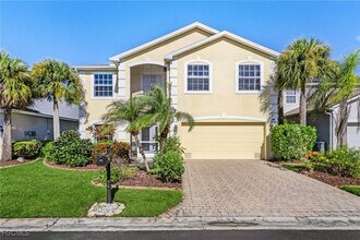 9021 Falcon Pointe Loop in Ft. Myers, FL - Building Photo - Building Photo