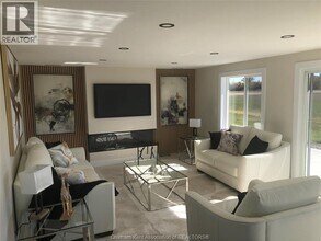 1233 Kerr Line in Wallaceburg, ON - Building Photo - Building Photo