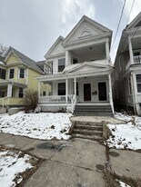 34 Besch Ave in Albany, NY - Building Photo