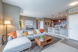 Liberty Flats in Liberty Township, OH - Foto de edificio - Interior Photo