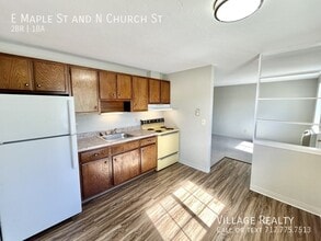 361 E Maple St in Dallastown, PA - Building Photo - Building Photo