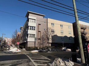 5501 Hudson Ave in West New York, NJ - Building Photo - Building Photo