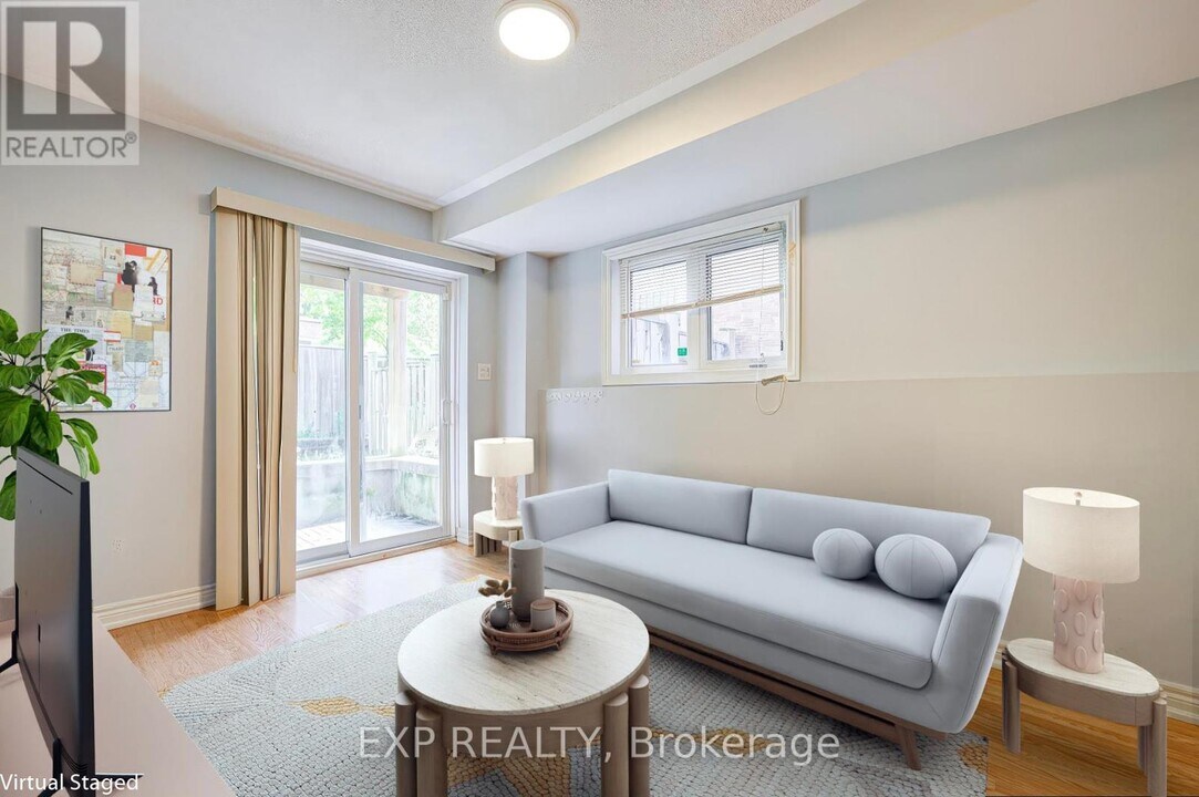 49 Lily Cup Ave in Toronto, ON - Building Photo