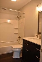 351 Maple St in Crown Point, IN - Foto de edificio - Building Photo