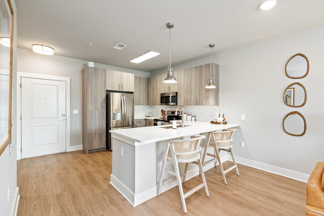The Beacon at 331 Apartments