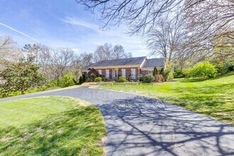 1227 Carl Seyfert Memorial Dr in Brentwood, TN - Building Photo - Building Photo