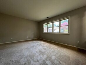 526 Huntsmoor Dr in Charlotte, NC - Building Photo - Building Photo