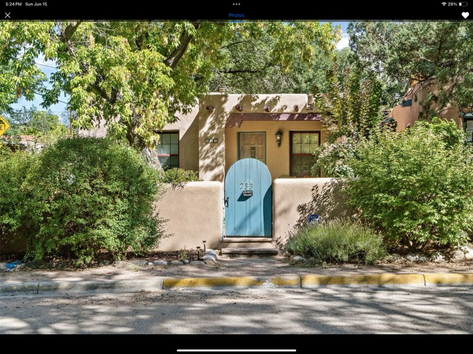 233 Rosario Blvd, Unit 1 in Santa Fe, NM - Building Photo