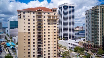 1478 Riverplace Blvd in Jacksonville, FL - Building Photo