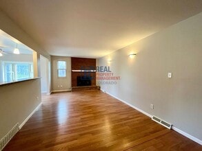 7074 S Willow St in Centennial, CO - Building Photo - Building Photo