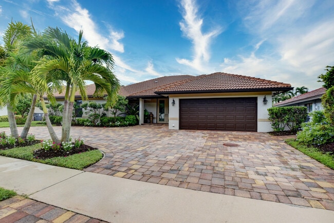 property at 7880 Cummings Ln