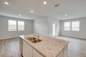 128 Checkers Cv in Elgin, TX - Building Photo - Building Photo