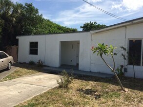 3498 NW 4th St in Fort Lauderdale, FL - Building Photo - Building Photo