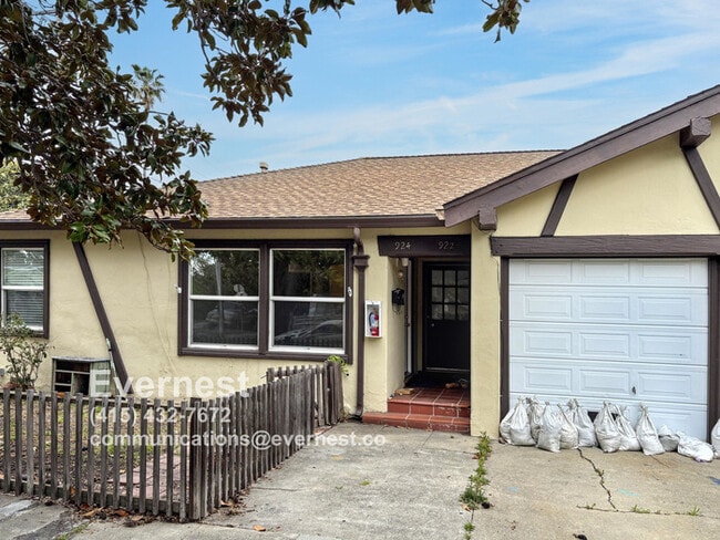 property at 924 Allerton St