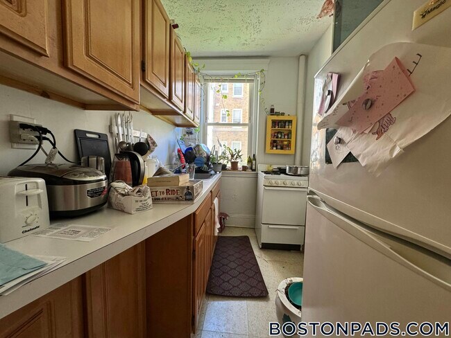 475 Highland Ave in Malden, MA - Foto de edificio - Building Photo