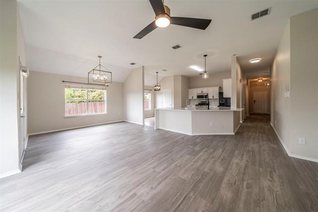 100 Mustang Ct in Celina, TX - Building Photo - Building Photo