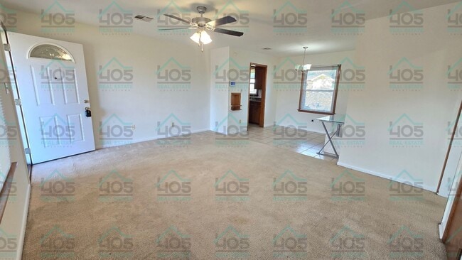 113 E Tiller Dr in Midwest City, OK - Building Photo - Building Photo