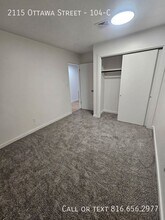 2115 Ottawa St in Leavenworth, KS - Building Photo - Building Photo