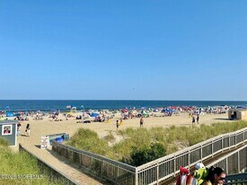 364 Westwood Ave in Long Branch, NJ - Building Photo