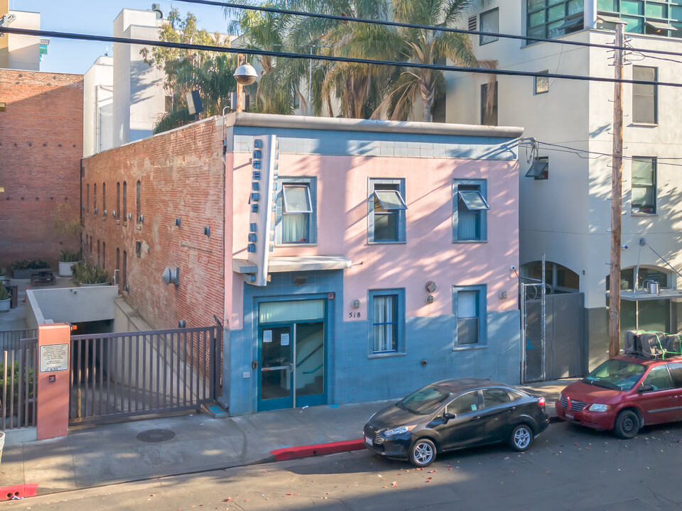 Angelus Inn in Los Angeles, CA - Building Photo