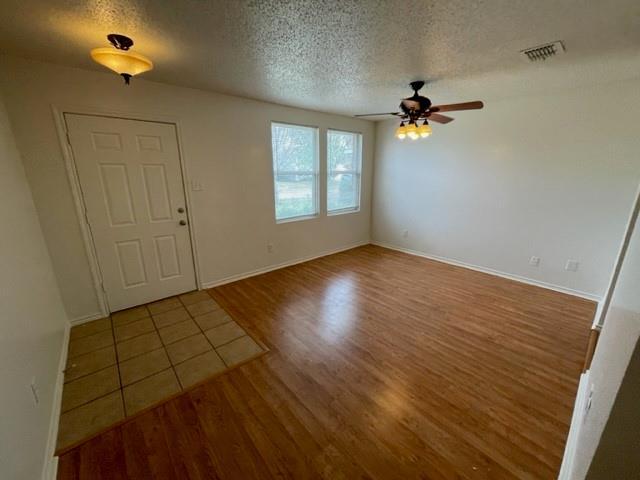 1333 Cherokee Rose Ln in Burleson, TX - Building Photo - Building Photo