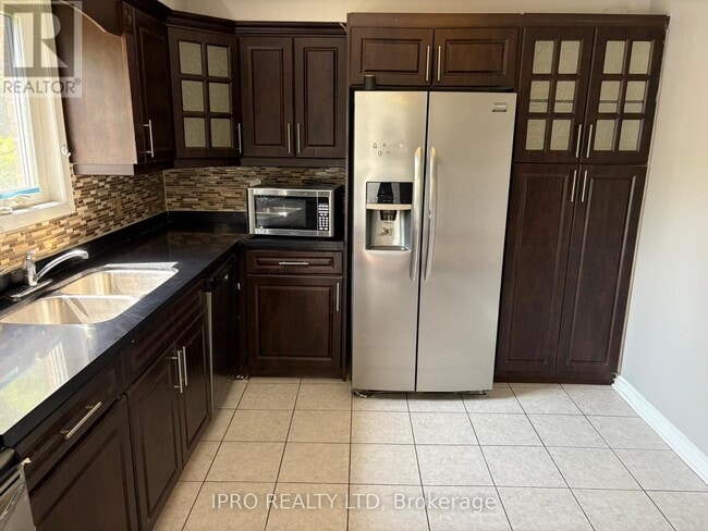 property at 3255 Anderson Crescent