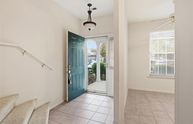 682 Windbrook Cir in Newport News, VA - Building Photo - Building Photo