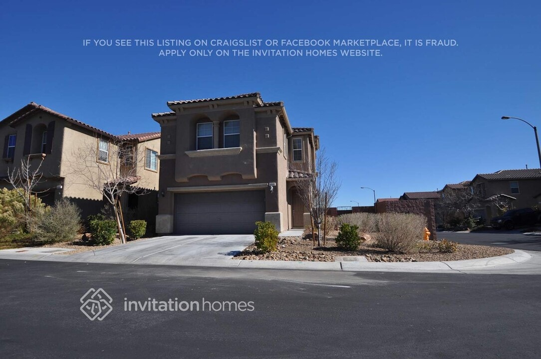 9990 El Corriente St in Las Vegas, NV - Building Photo