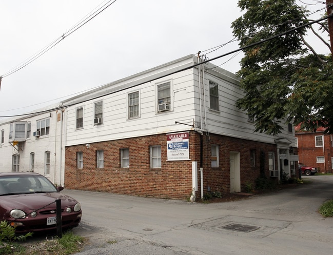 28-30 S Braddock St in Winchester, VA - Building Photo - Building Photo