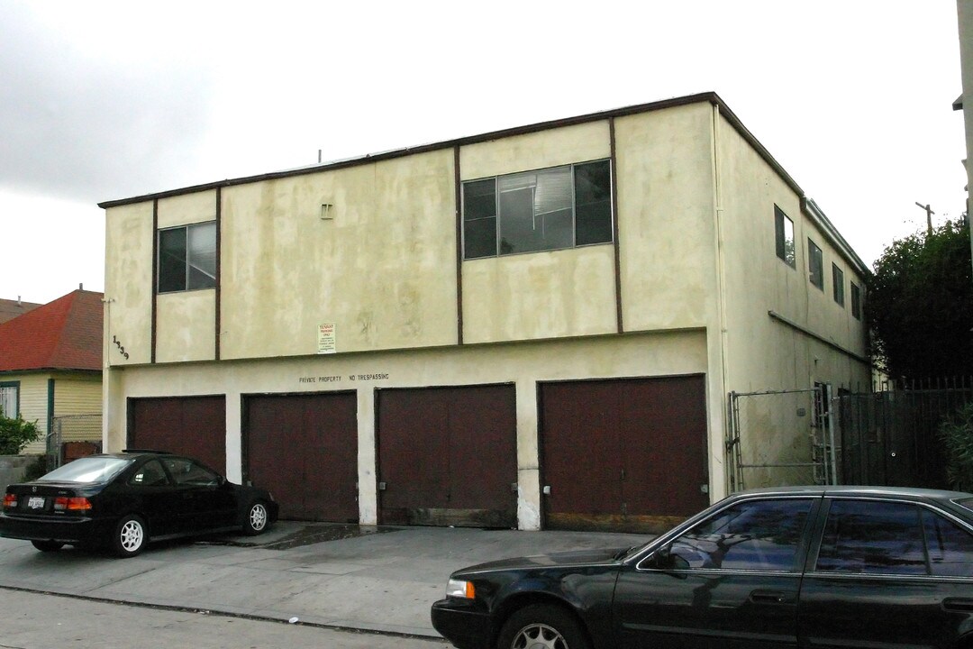 1339 Rose Ave in Long Beach, CA - Building Photo