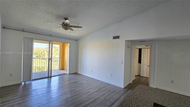 2200 E Preserve Way in Miramar, FL - Building Photo - Building Photo