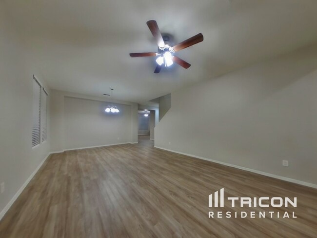 18378 W Westfall Way in Surprise, AZ - Building Photo - Building Photo