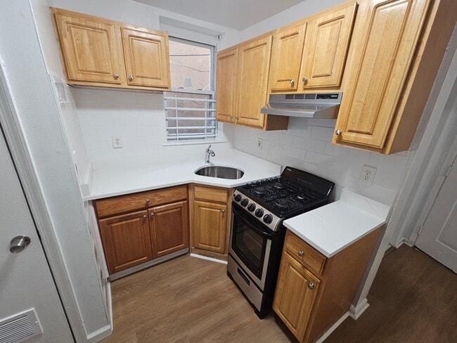property at 4306 Kennedy Blvd