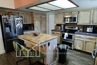 13408 Warrenton Ave in Bakersfield, CA - Building Photo - Building Photo