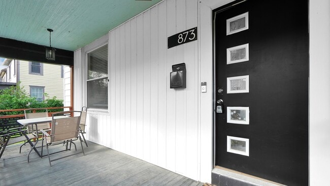 873 Ellsworth Ave in Columbus, OH - Building Photo - Building Photo