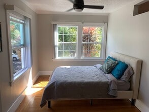147 Birch St, Unit 3 in Redwood City, CA - Foto de edificio - Building Photo
