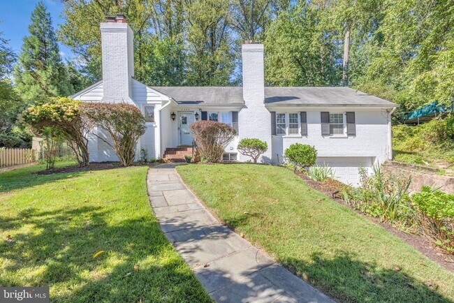 property at 3548 N Valley St