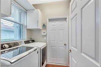 7090 Lone Oak Blvd in Naples, FL - Building Photo - Building Photo