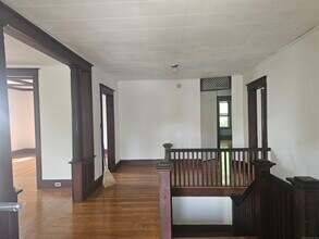 32 Latham St in Groton, CT - Building Photo - Building Photo