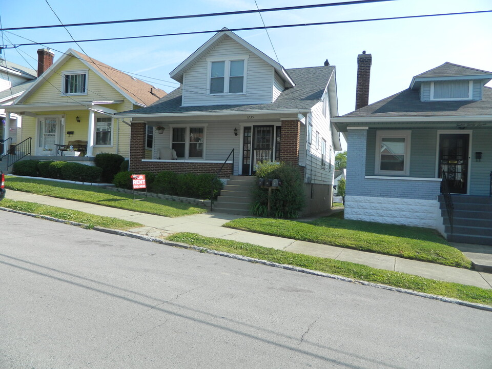 1235 Lydia St in Louisville, KY - Foto de edificio