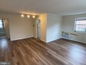 4378 N Pershing Dr in Arlington, VA - Building Photo - Building Photo