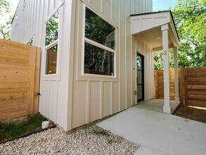 6714 Canal St in Austin, TX - Building Photo - Building Photo