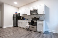 2636 N Chadwick St - 6