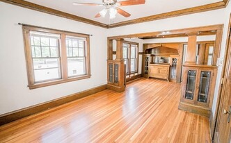 990 Grand Ave in St. Paul, MN - Building Photo